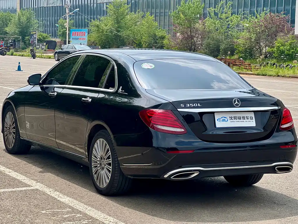 Mercedes-Benz E-Class E 2020 E 300 L Fashion