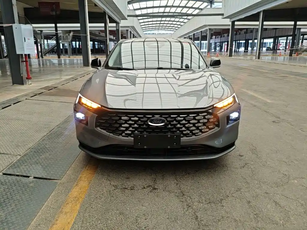 Ford Mondeo — миниатюра 3