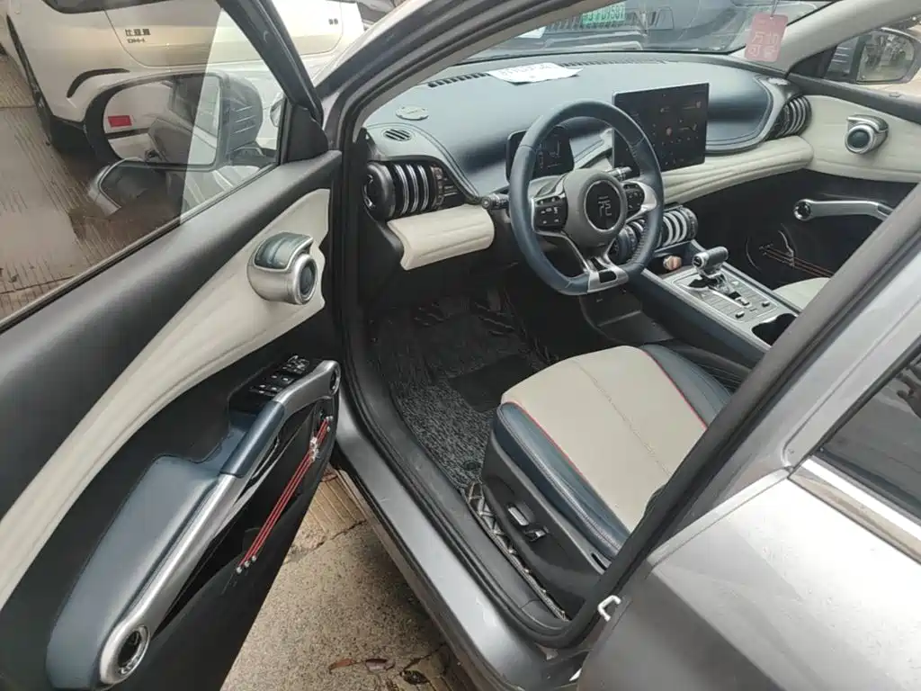 BYD Yuan Plus — миниатюра 16