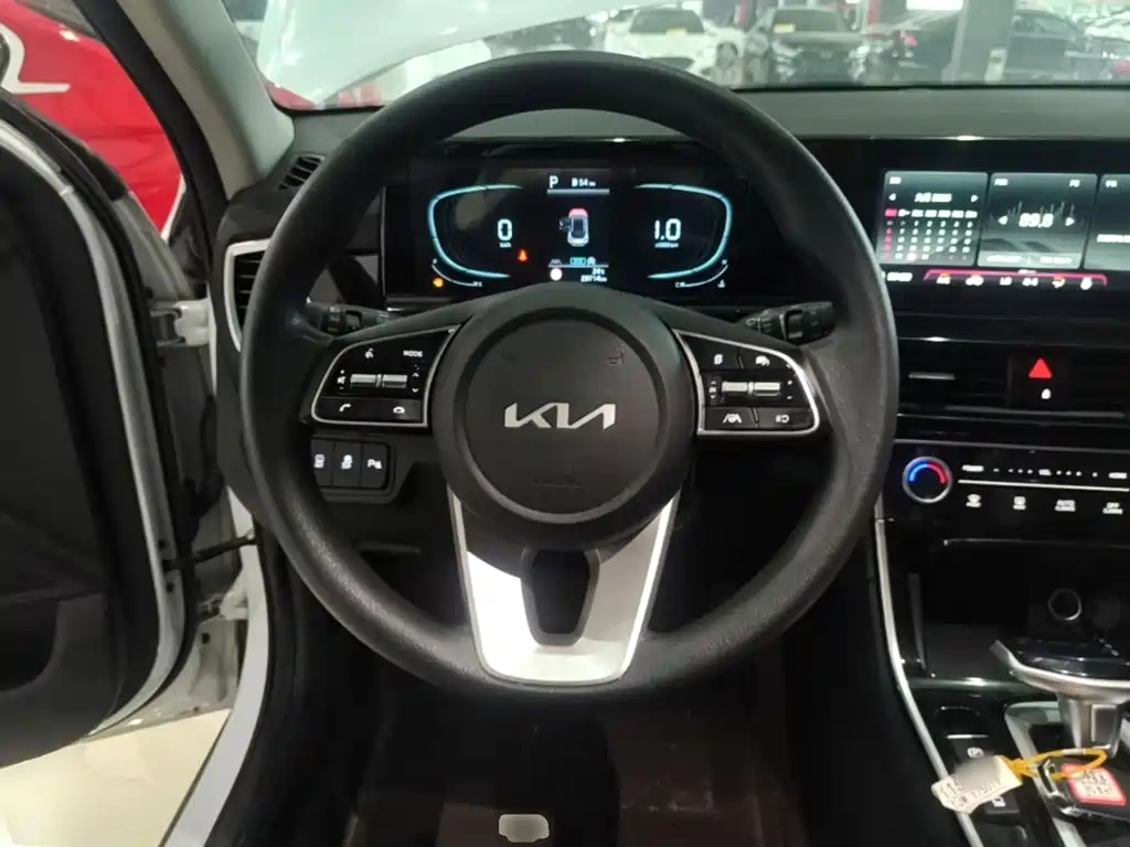 Kia Seltos — миниатюра 11