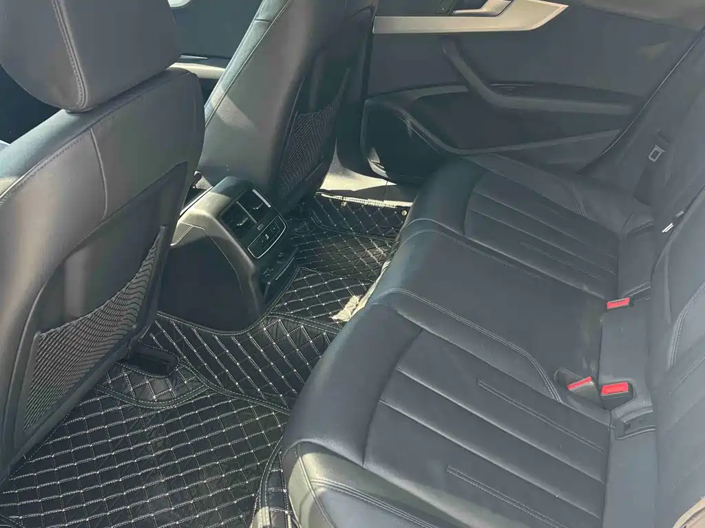 Audi A4L — миниатюра 8