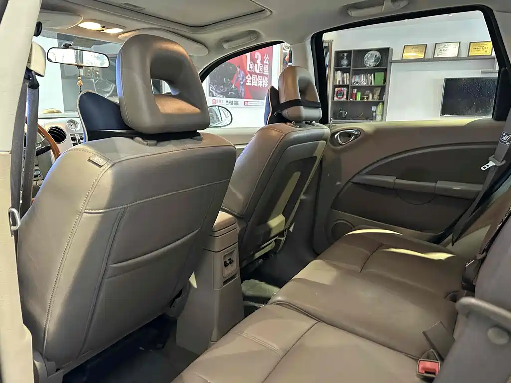 Chrysler PT Cruiser — миниатюра 12
