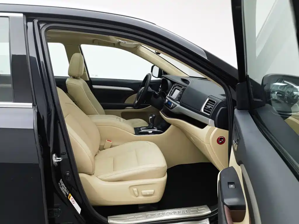 Toyota Highlander — миниатюра 23