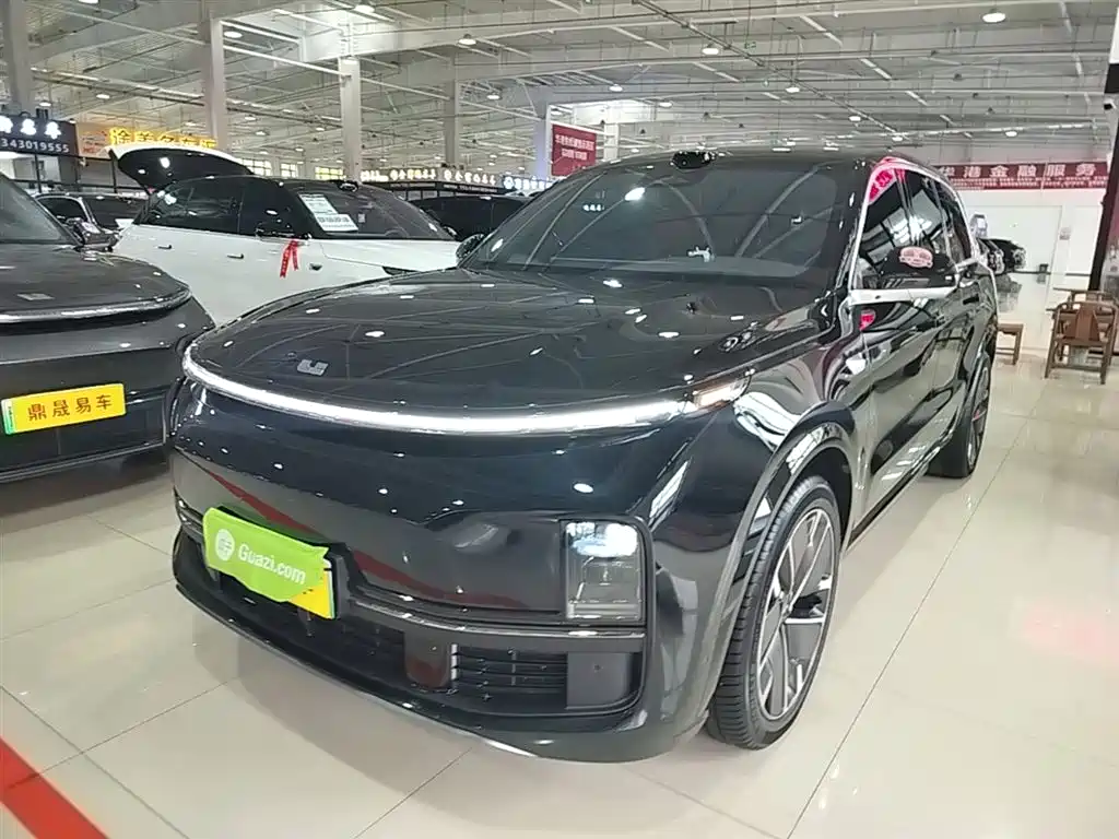 Li Auto Li L9 2025