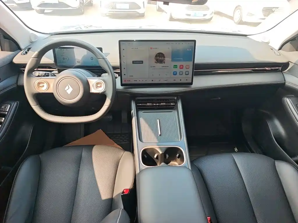 Baojun Yunhai — миниатюра 10