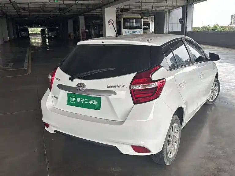 Toyota Yaris L — миниатюра 7