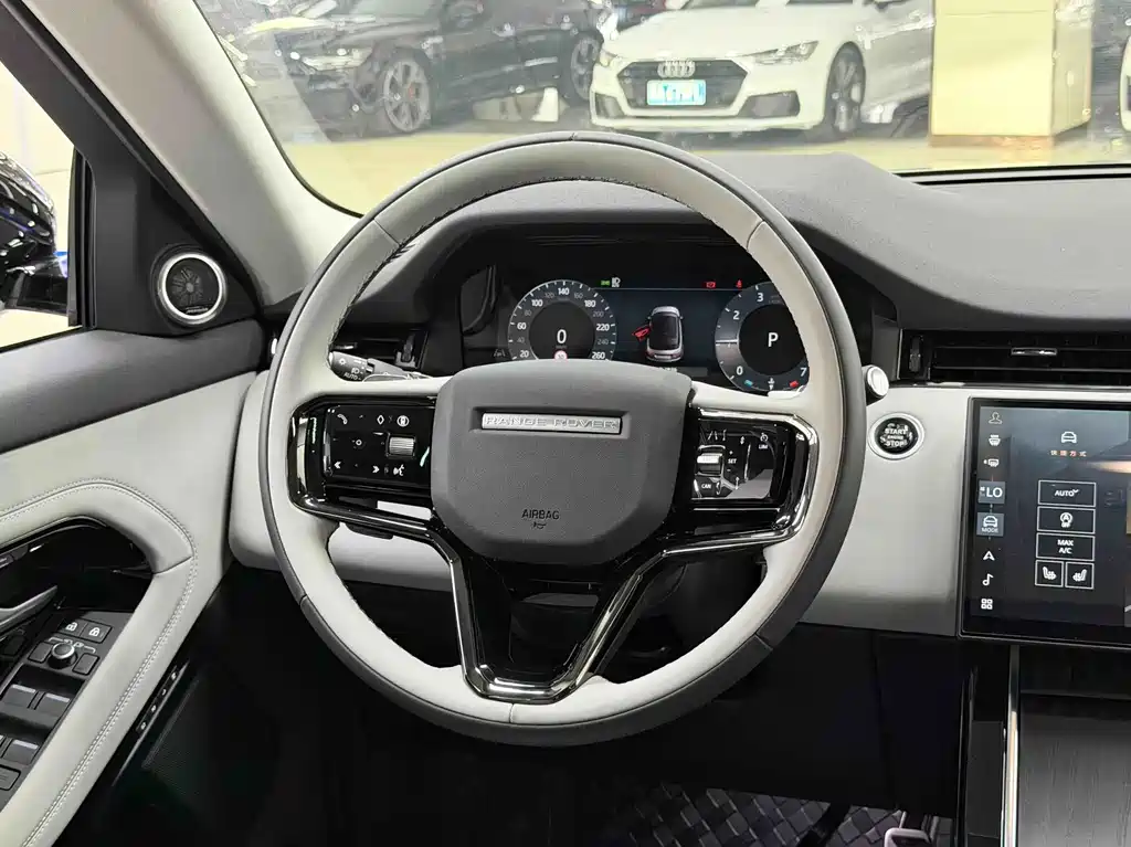 Land Rover Evoque — миниатюра 10