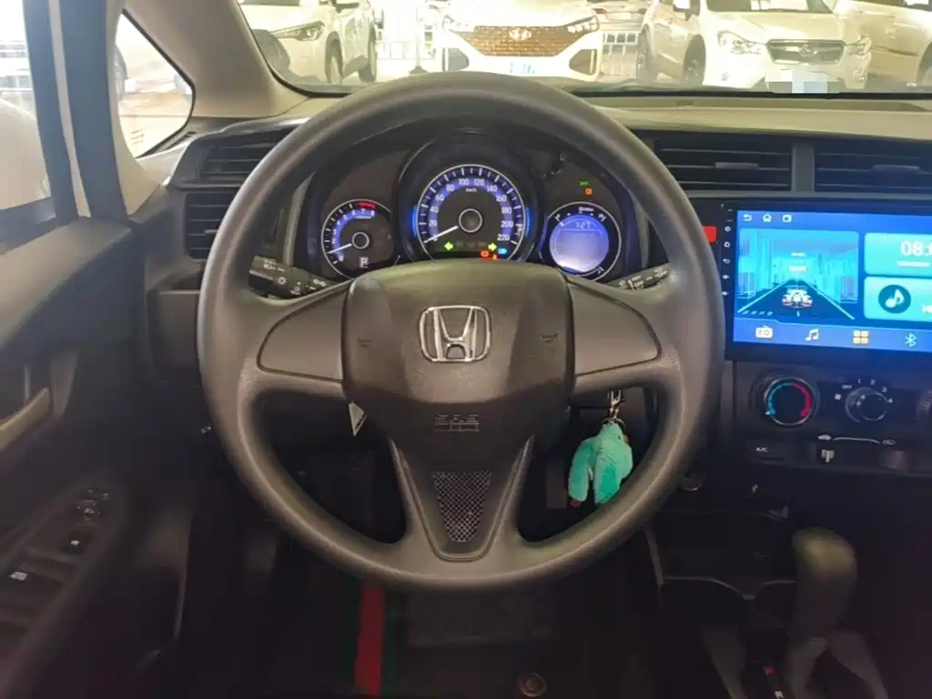 Honda Fit — миниатюра 11