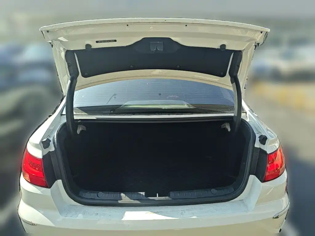 Geely Emgrand GL — миниатюра 24