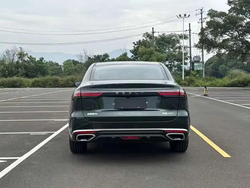 Geely Emgrand — миниатюра 13
