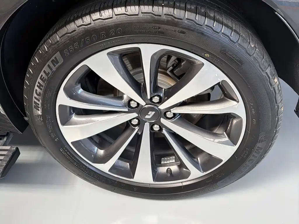Li Auto Li ONE — миниатюра 19