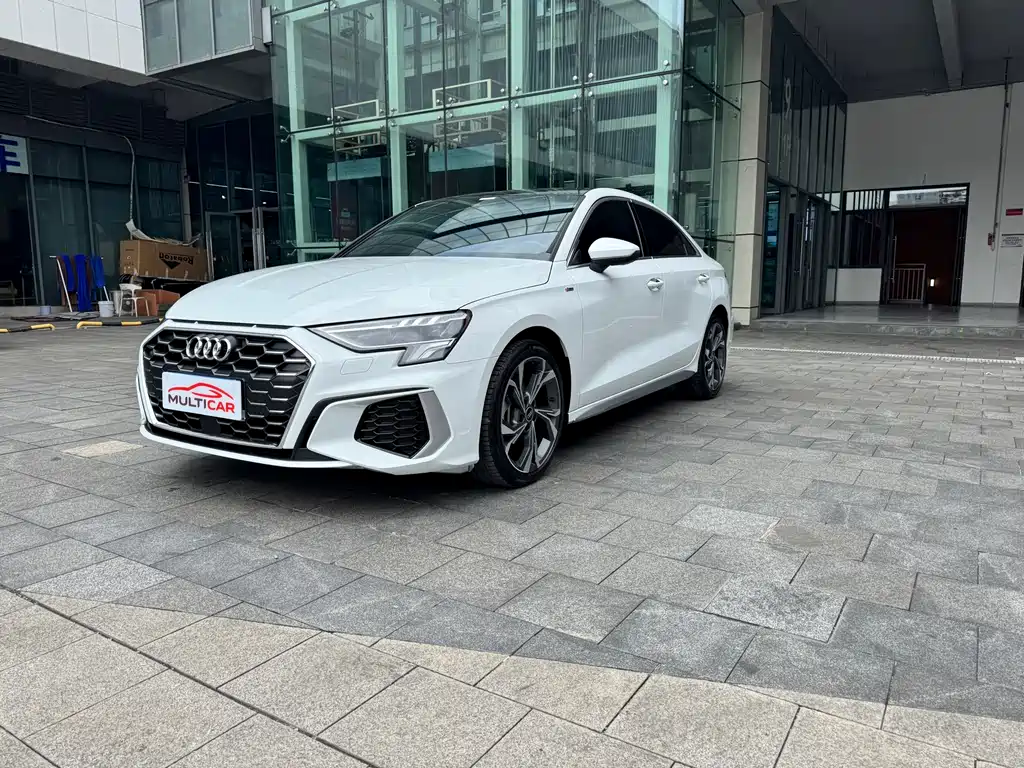 Купить Audi A3
