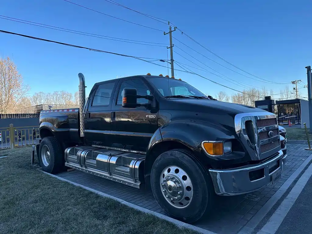 Ford F-650 2017 6.7L AT