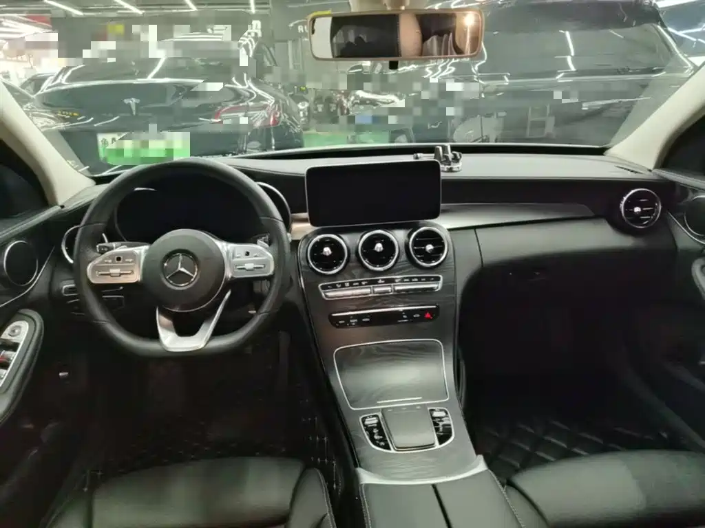 Mercedes-Benz C-Class — миниатюра 10