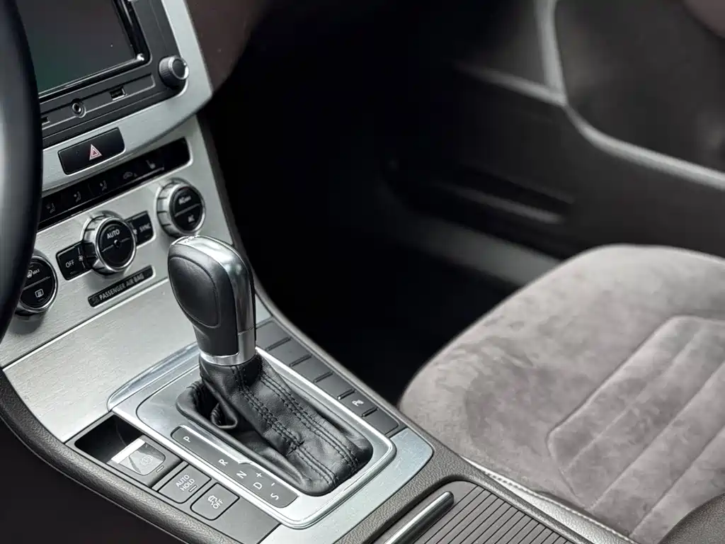 Volkswagen Magotan (Import) — миниатюра 16