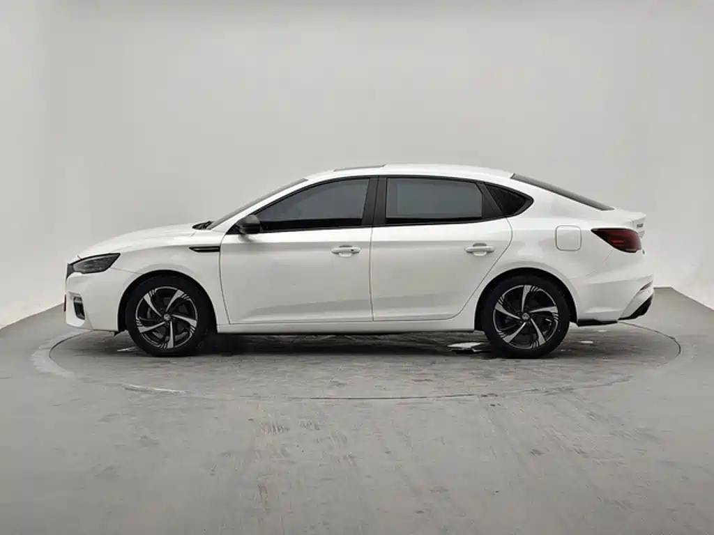 MG MG6 — миниатюра 3