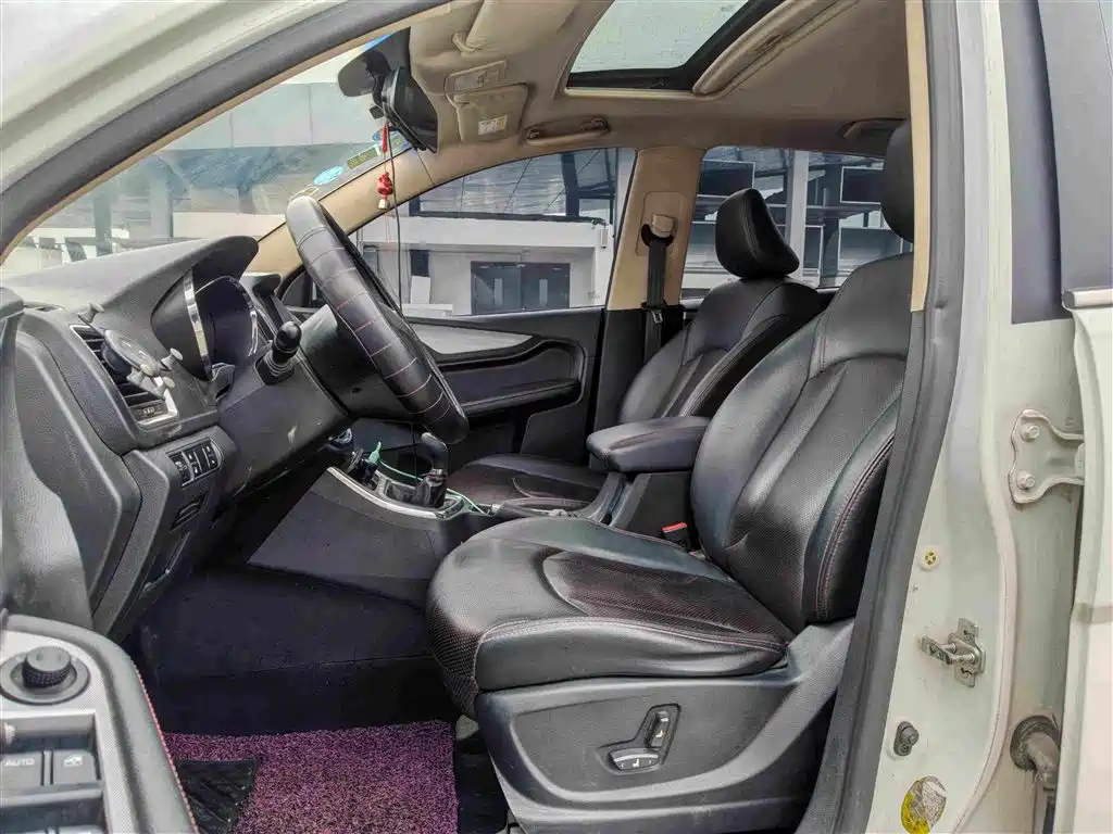 Baojun 560 — миниатюра 7