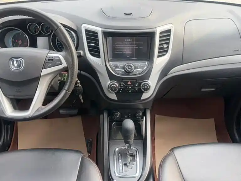 Changan CS35 — миниатюра 6