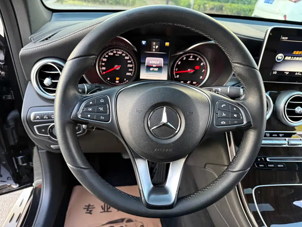 Mercedes-Benz GLC — миниатюра 24