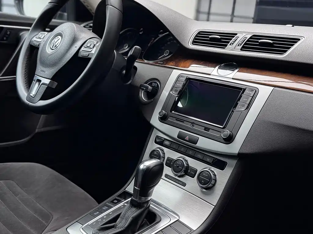 Volkswagen Magotan (Import) — миниатюра 14