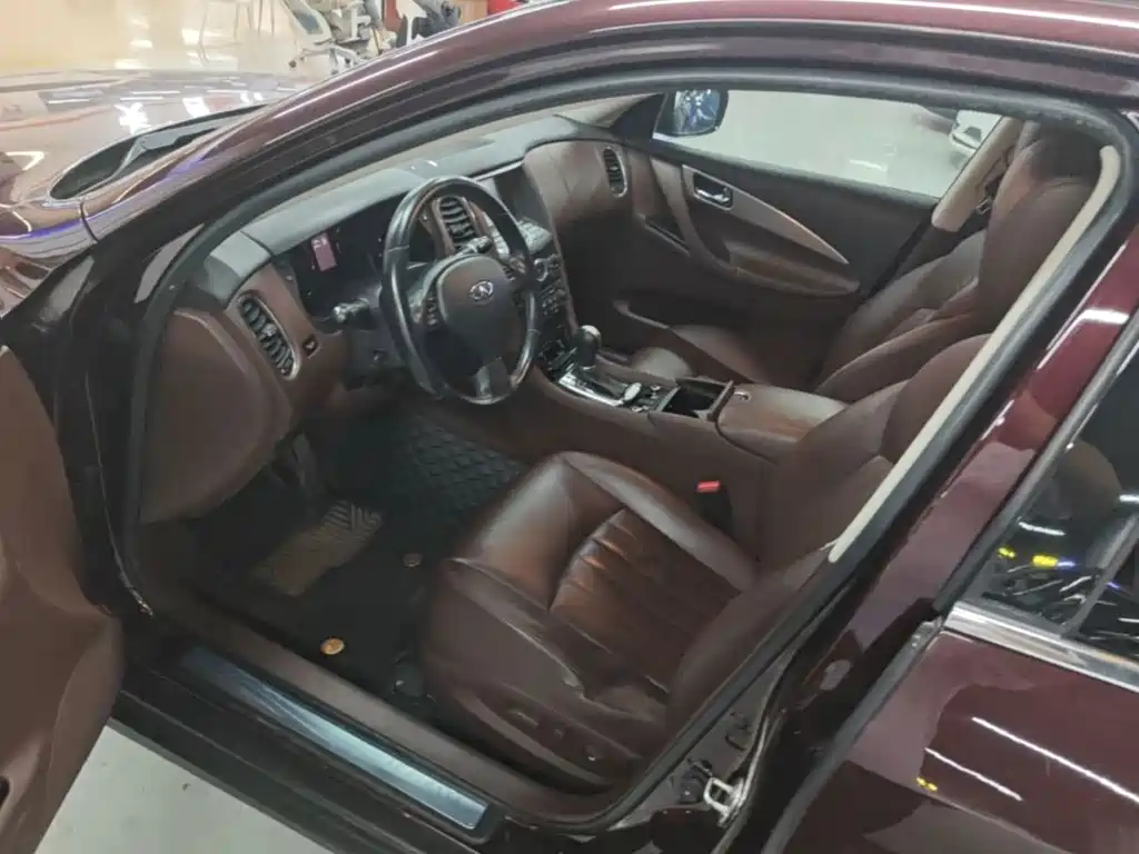 Infiniti QX50 (Import) — миниатюра 9