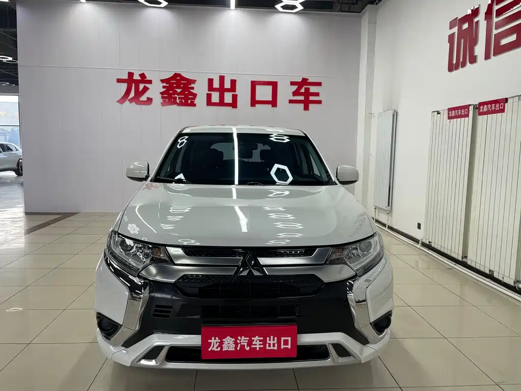 Купить Mitsubishi Outlander