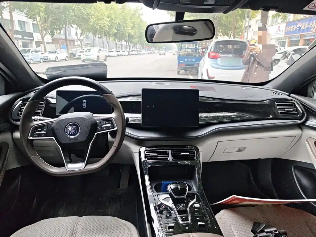 BYD Qin PLUS — миниатюра 10