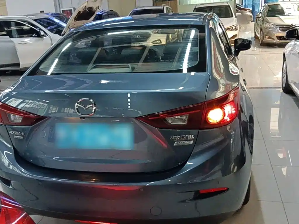 Mazda 3 Axela — миниатюра 6