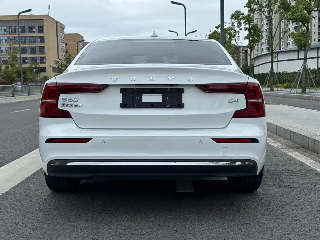 Volvo S60 — миниатюра 16
