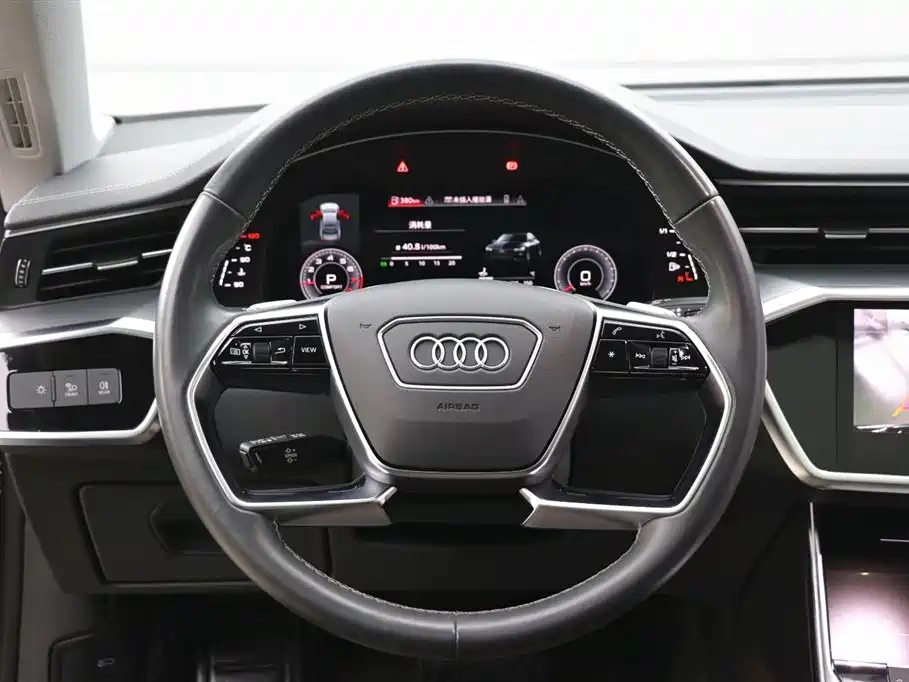 AUDI A7L