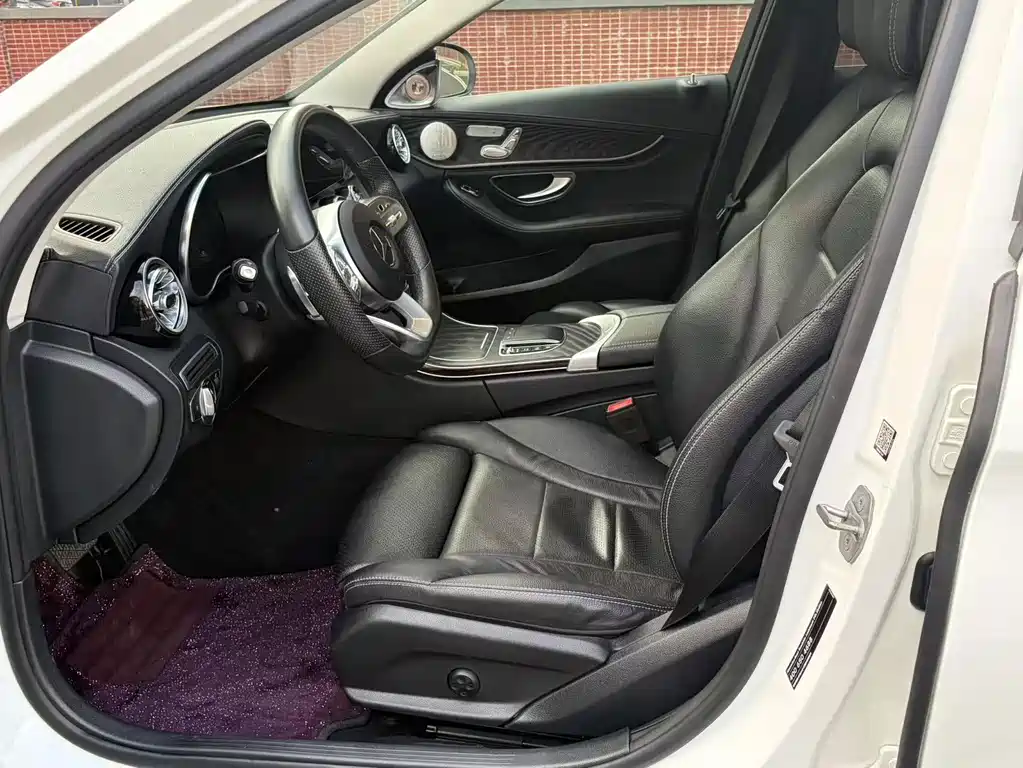 Mercedes-Benz C-Class — миниатюра 10