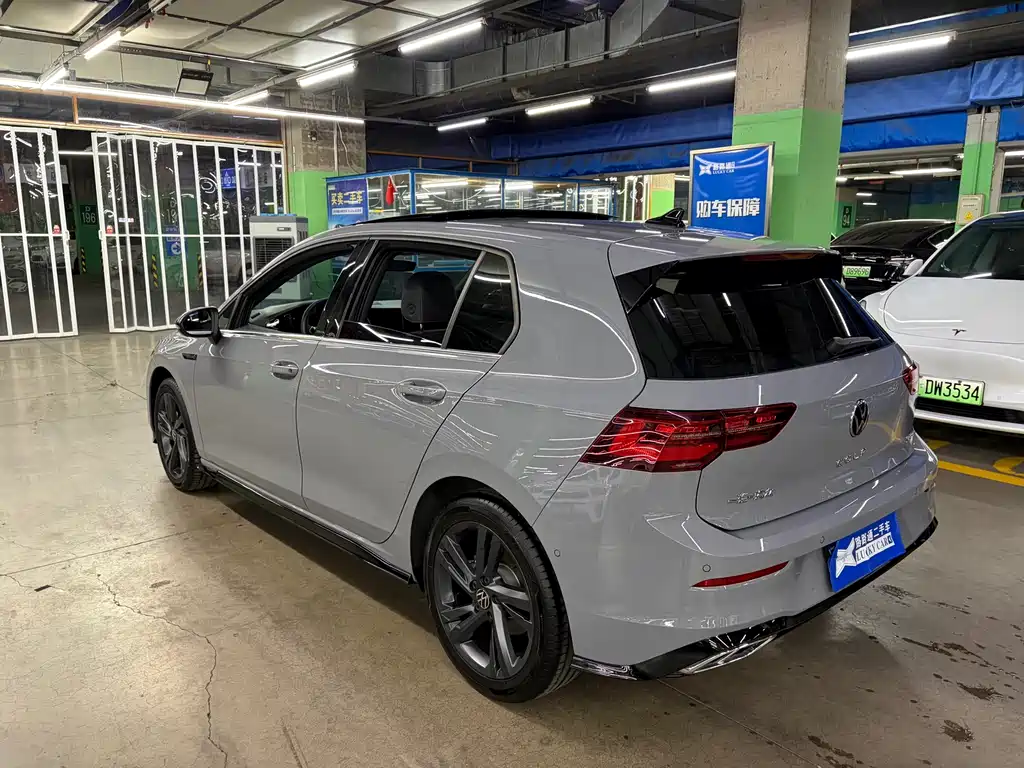 Volkswagen Golf — миниатюра 4