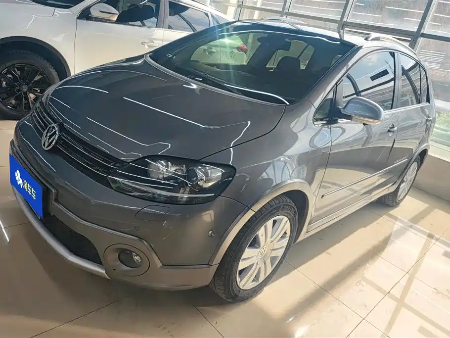 Купить Volkswagen Golf (Import)