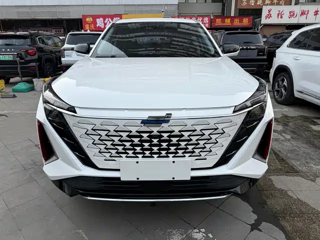 CHANGAN CHANGAN AUCHAN Z6