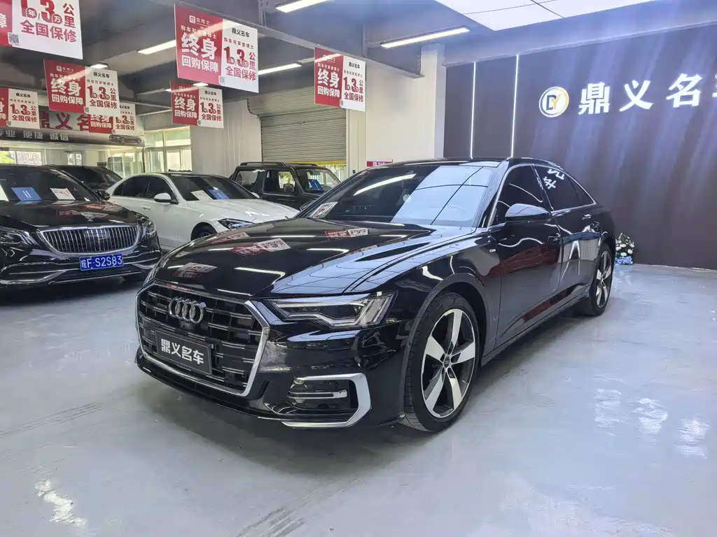 Audi A6L 2022