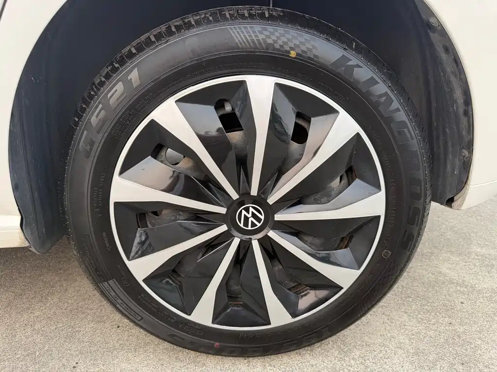 Volkswagen Polo 2016 1.6L AT Comfort