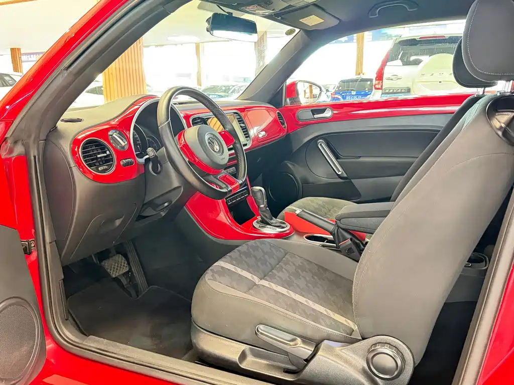 Volkswagen Beetle — миниатюра 4