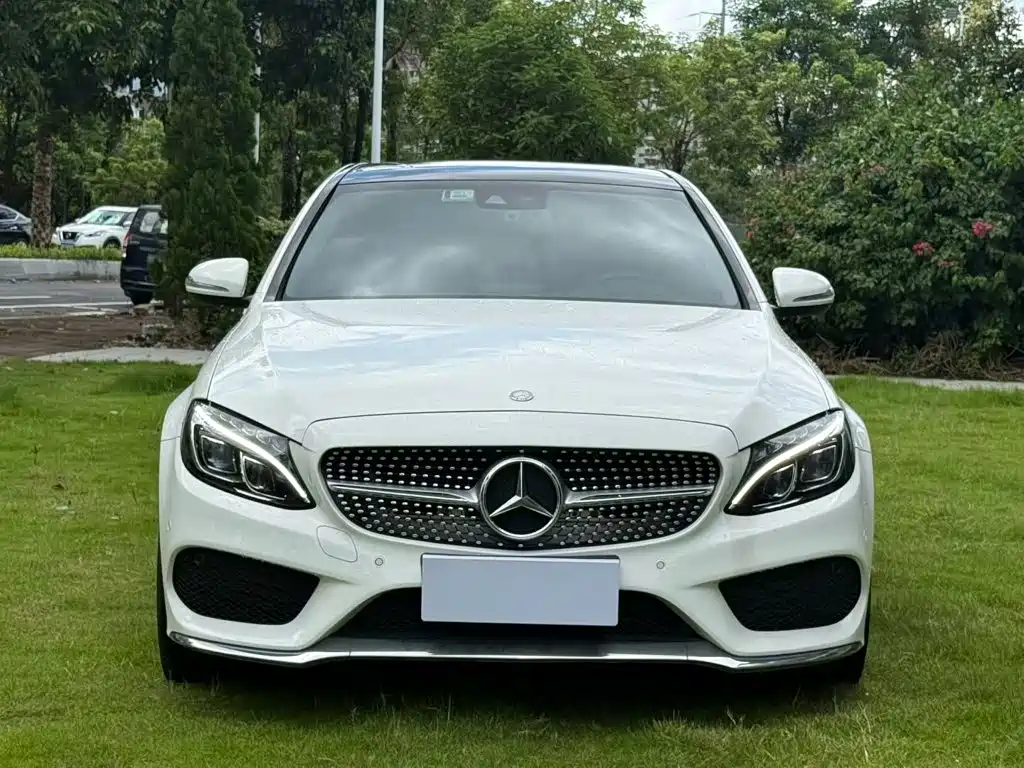 Mercedes-Benz C-Class — миниатюра 2
