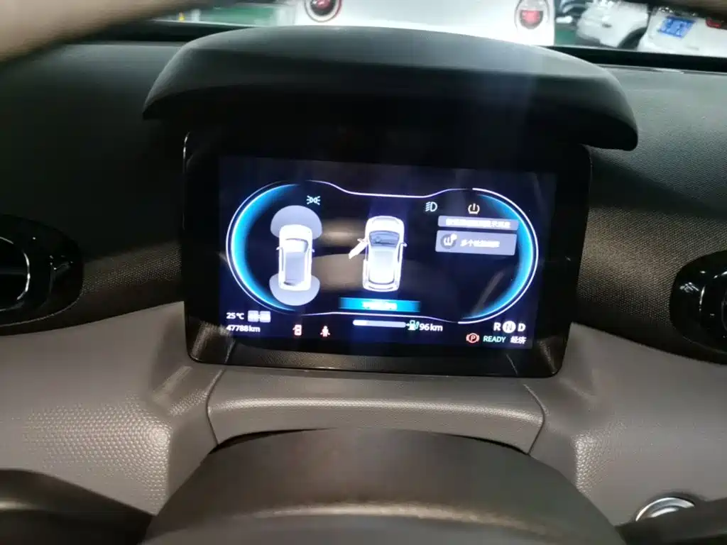 Leapmotor Leapmotor T03 — миниатюра 12