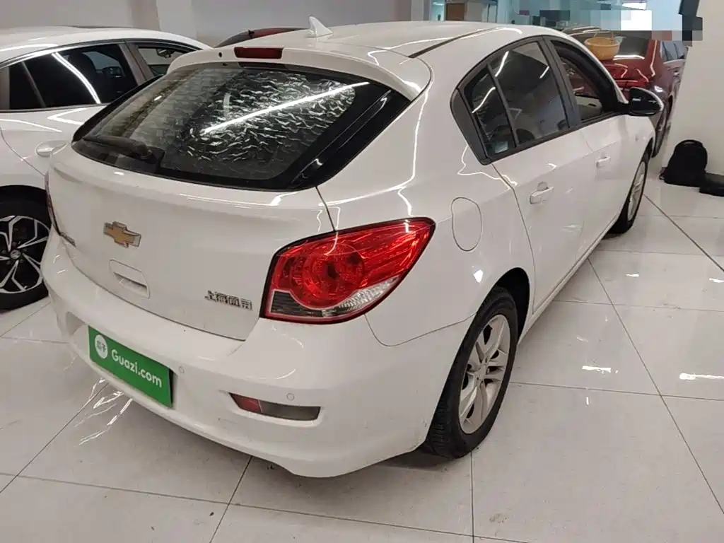 Chevrolet Cruze — миниатюра 7