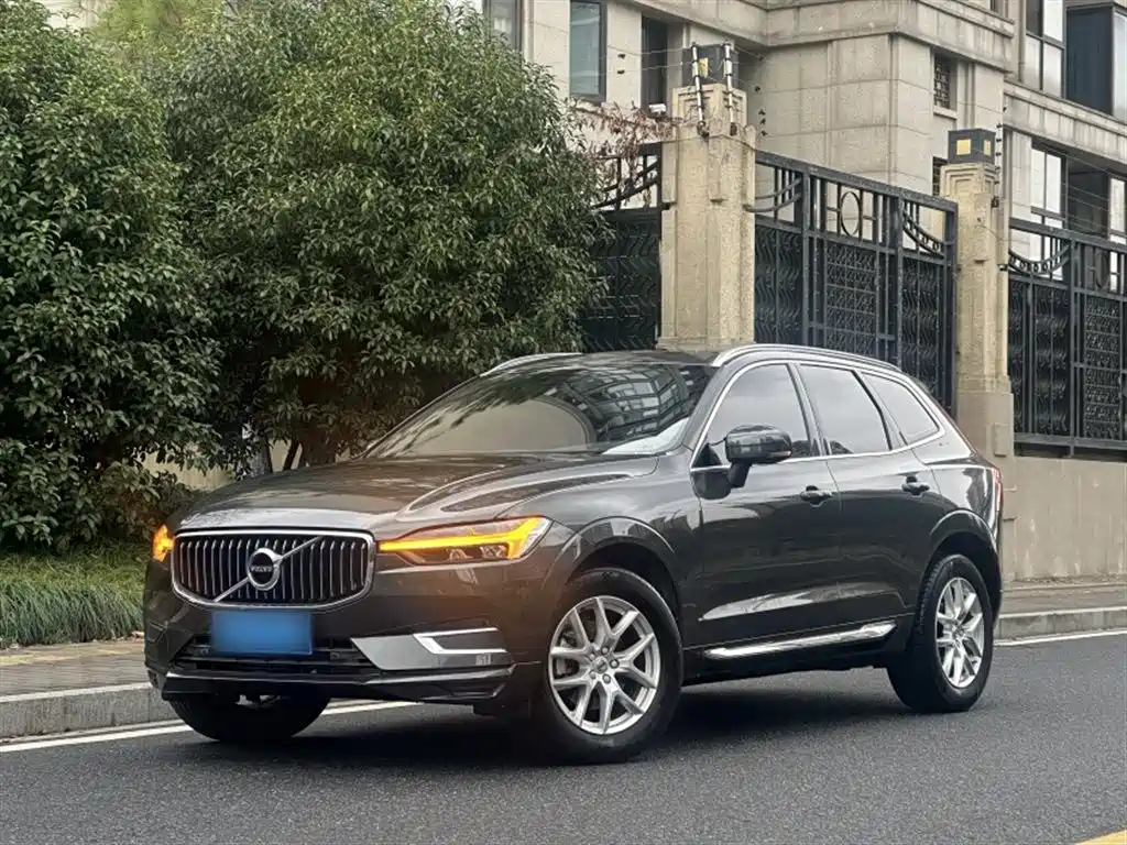 Volvo XC60 2021