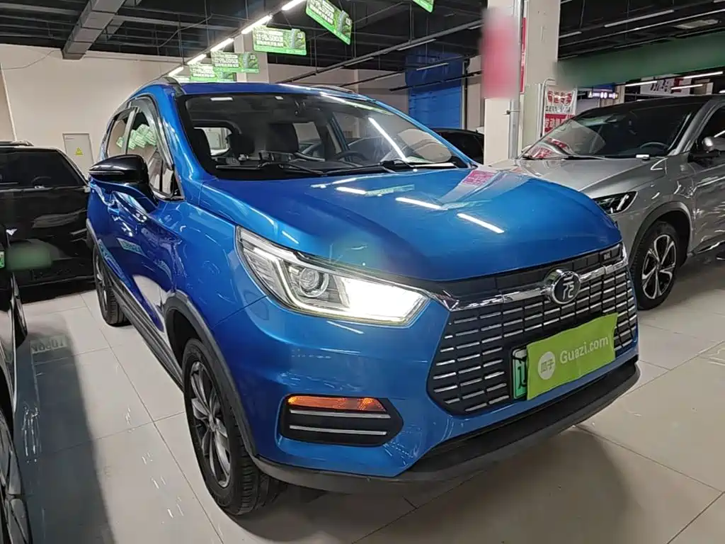 BYD Yuan EV — миниатюра 4