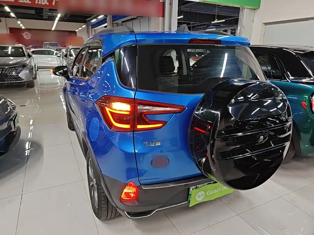 BYD Yuan EV — миниатюра 5