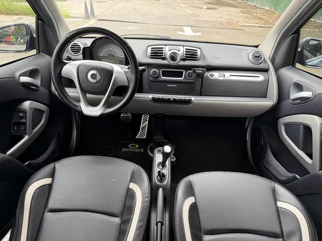 smart Smart Fortwo — миниатюра 8