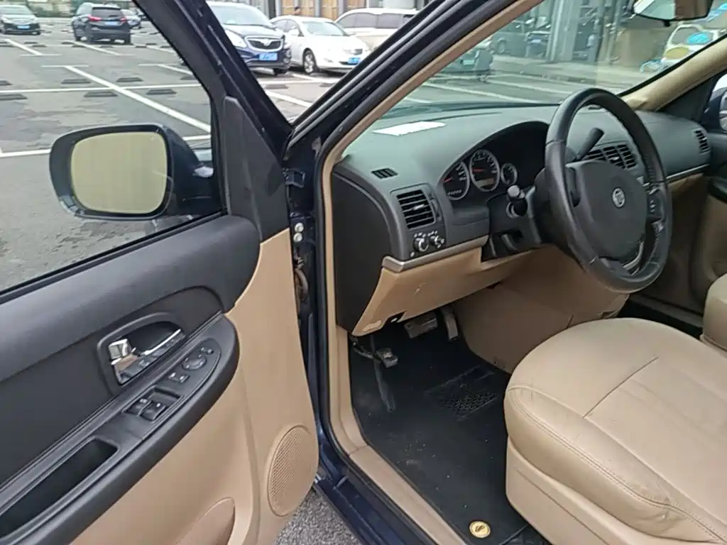 Buick GL8 — миниатюра 16