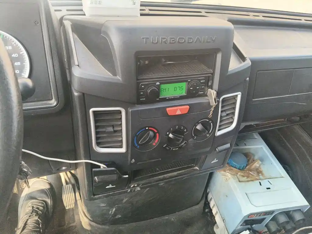 IVECO Daily — миниатюра 9