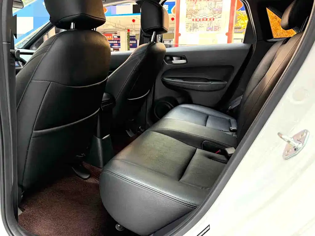 Honda Fit — миниатюра 9