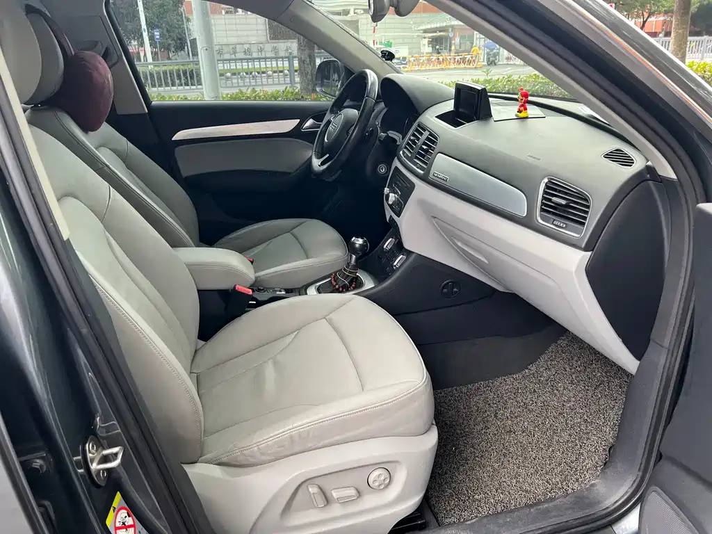 Audi Q3 (Import) — миниатюра 12