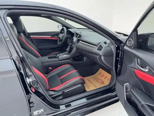 Honda Civic — миниатюра 7