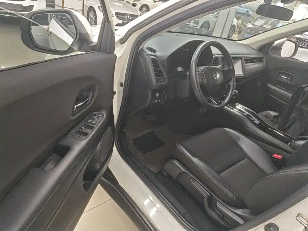 Honda Vezel — миниатюра 16